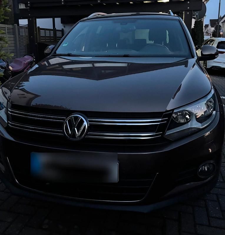 Gebraucht VW Tiguan Life 90 PS (66 kW) 2013 Braun SUV