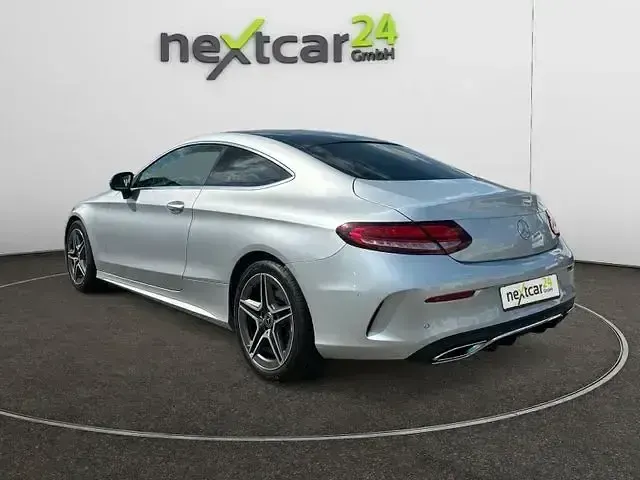 Gebraucht Mercedes C220 AMG line 194 PS (142 kW) 2019 Silber Coupé
