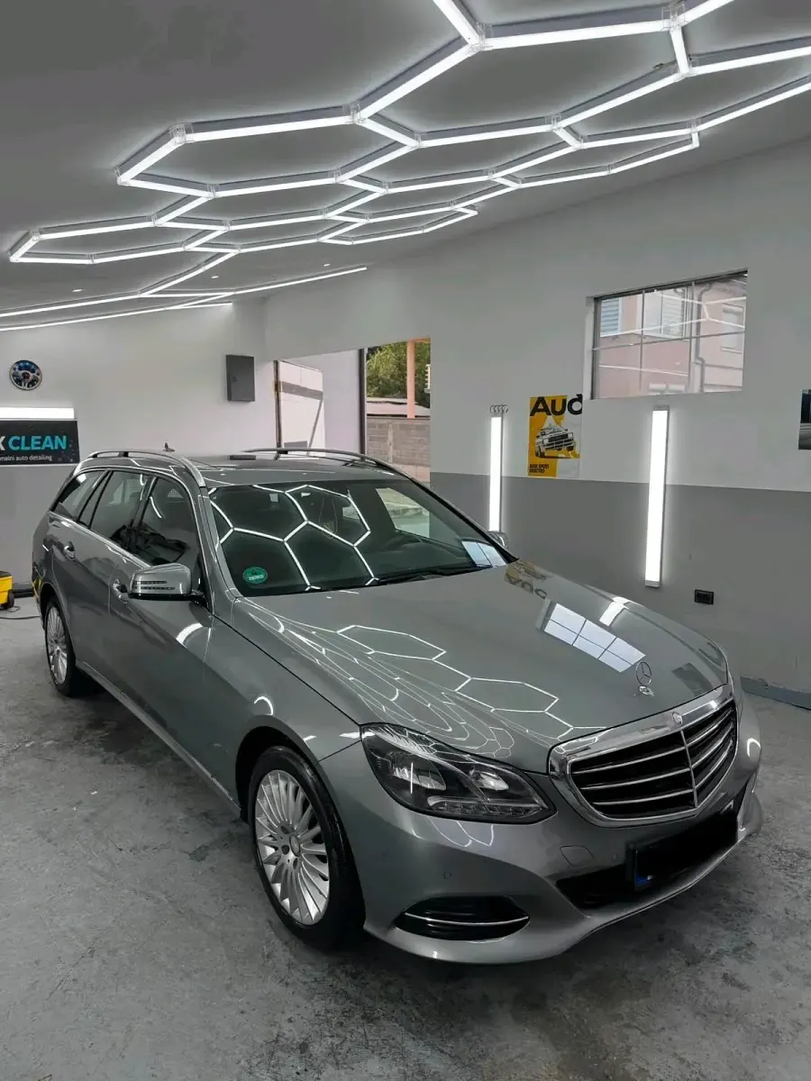 Gebraucht Mercedes E200 136 PS (100 kW) 2013 Silber Kombi