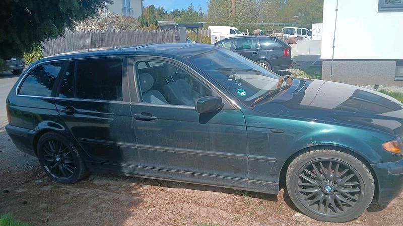 Brugt BMW 330 240 HK (176 kW) 2004 Grøn Stationcar