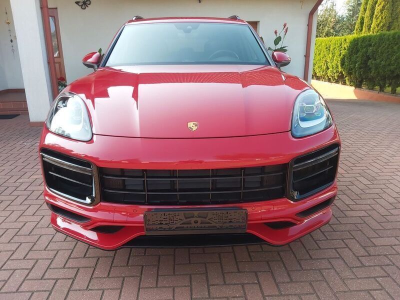 Rot Gebraucht 2021 Porsche Cayenne SUV | 57.999 € - Bild 1/4