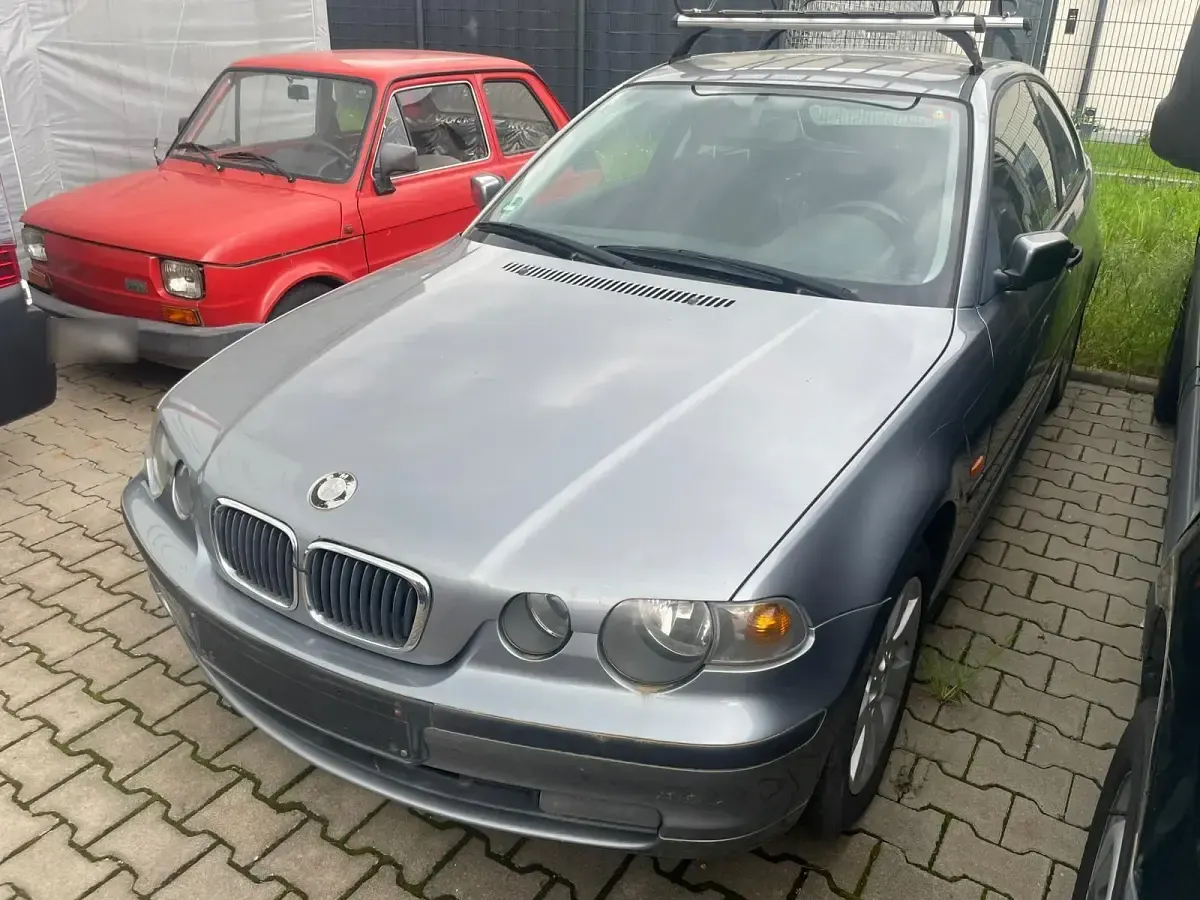Gebraucht BMW 318 Compact 143 PS (105 kW) 2026 Grau
