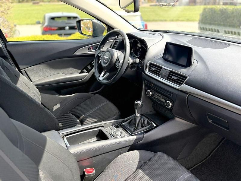Gebraucht Mazda 3 Kizoku 120 PS (88 kW) 2017 Onyxschwarz metallic Limousine