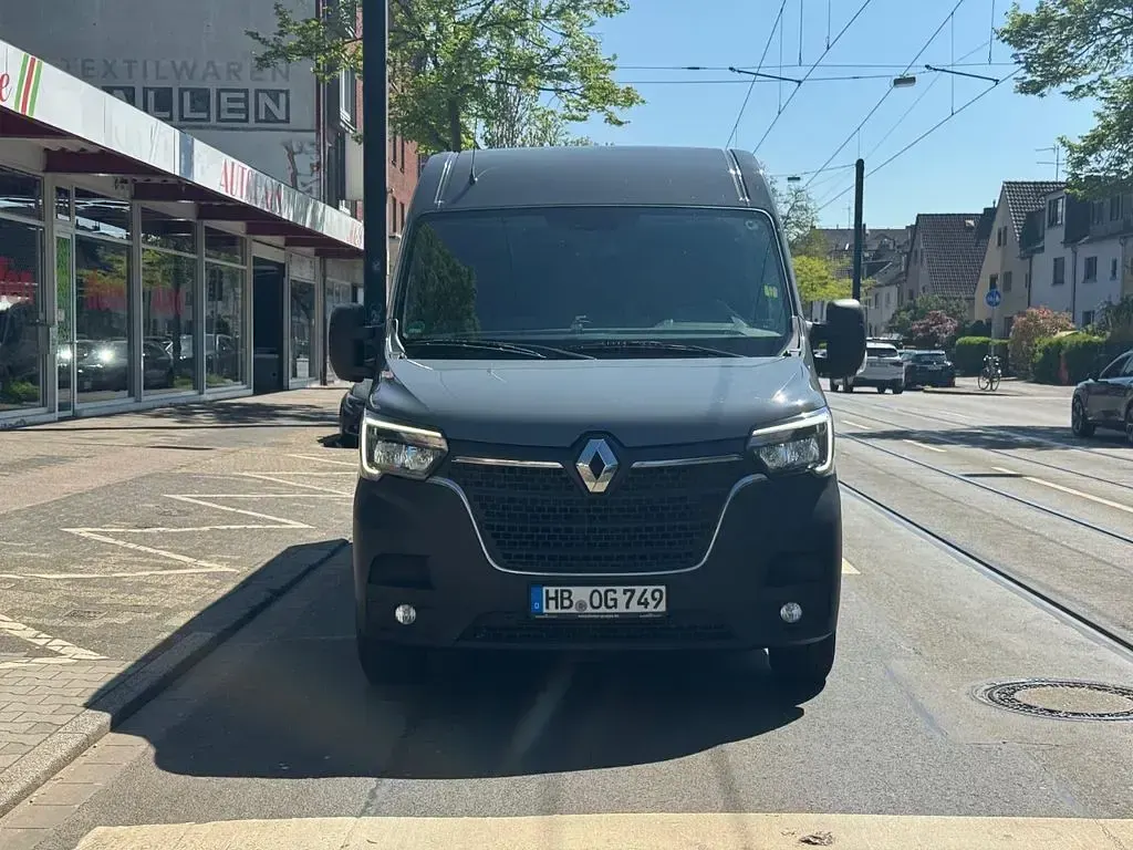 Usata Renault Master 163 CV (119 kW) 2021 Grigio Monovolume
