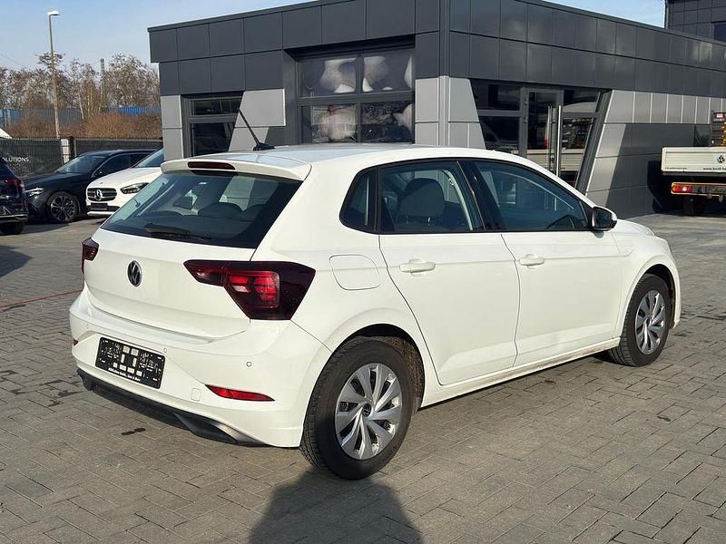 Gebraucht VW Polo Life 95 PS (69 kW) 2023 Weiß Limousine