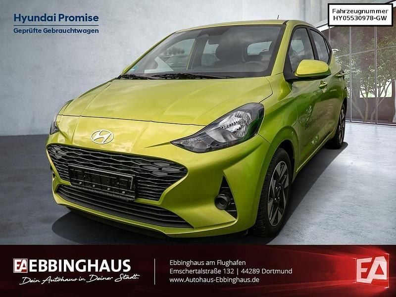 Gebraucht Hyundai i10 Trend 63 PS (46 kW) 2025 Gelb Kleinwagen