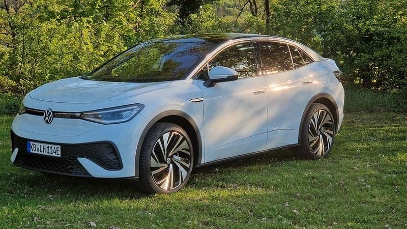 Weiß Gebraucht 2023 VW ID.5 Pro SUV | 34.100 € (Guter Preis) - Bild 1/4