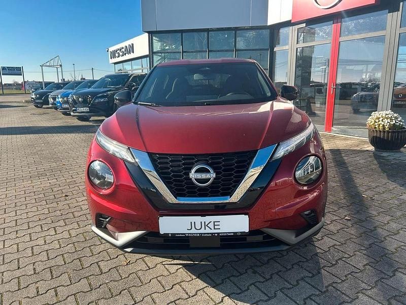 Neu Nissan Juke N-Connecta 114 PS (83 kW) 2026 Rot SUV