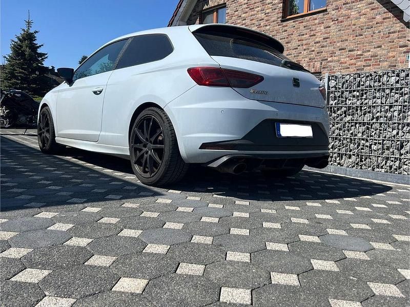 Gebraucht Seat Leon SC CUPRA 420 PS (308 kW) 2014 Weiß Kleinwagen