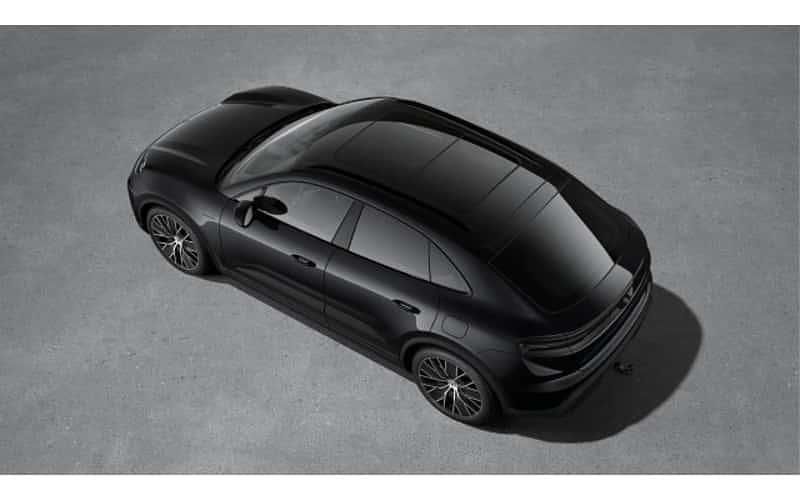 Gebraucht Porsche Macan 380 kW (517 PS) 2025 Tiefschwarzmetallic SUV