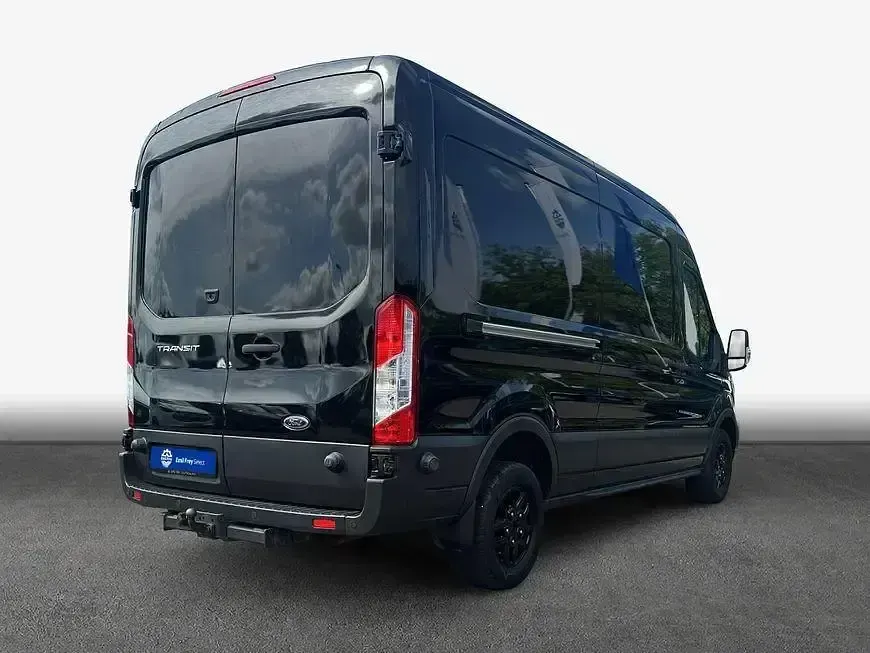 Gebraucht Ford Transit Trend 170 PS (125 kW) 2022 Schwarz Pickup