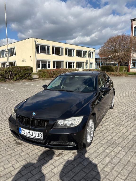 Gebraucht BMW 318 129 PS (94 kW) 2006 Schwarz Limousine