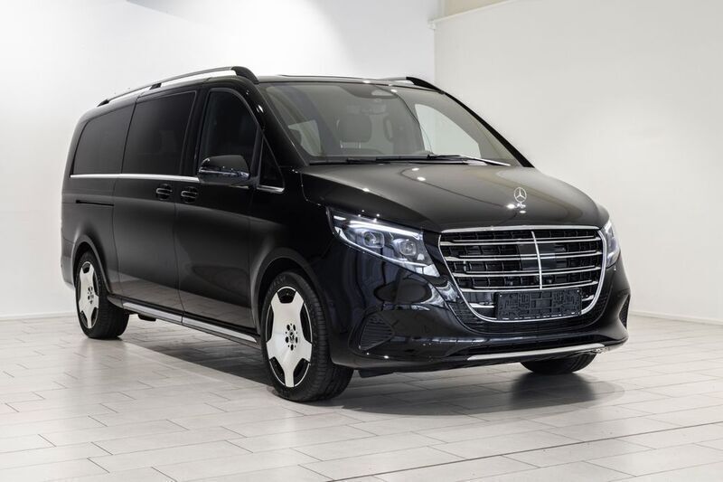Schwarz Neu 2025 Mercedes V300 Exclusive Van / Kleinbus | 122.451 € - Bild 1/4