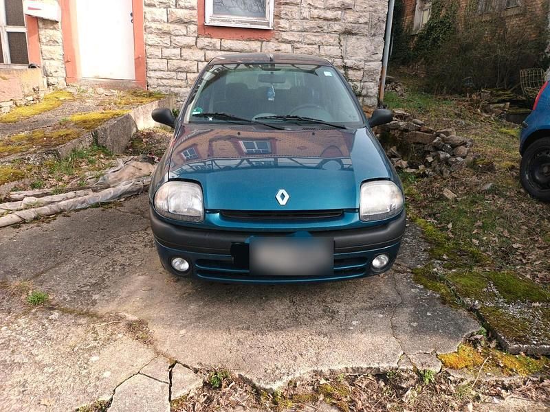 Gebraucht Renault Clio II 70 PS (51 kW) 1999 Blau Kleinwagen