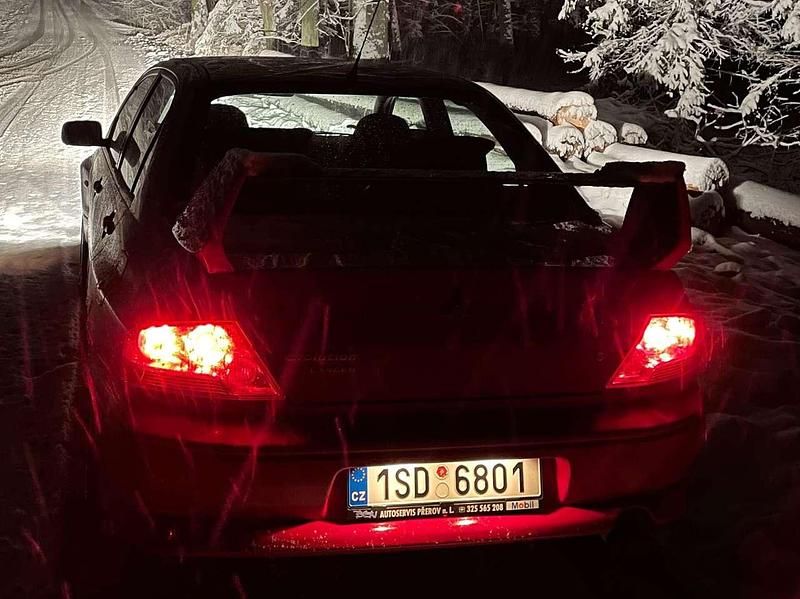 Second-hand Mitsubishi Lancer Evolution 265 CP (194 kW) 2006 Roșu Berlinǎ