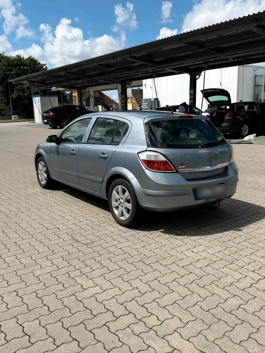 Gebraucht Opel Astra 140 PS (102 kW) 2006 Kleinwagen