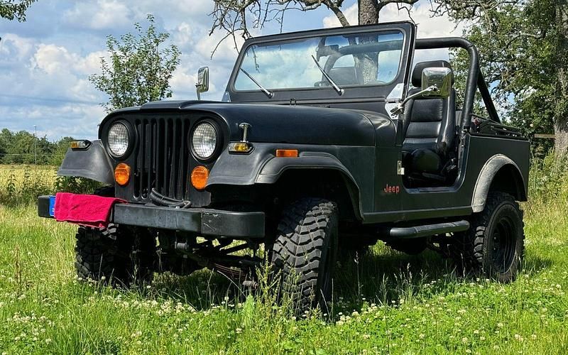 Schwarz Gebraucht 1980 Jeep CJ SUV | 14.000 € - Bild 1/4