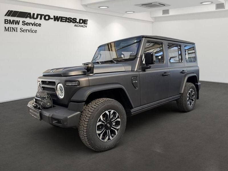 Neu BAW 212 166 PS (122 kW) 2026 Grau SUV