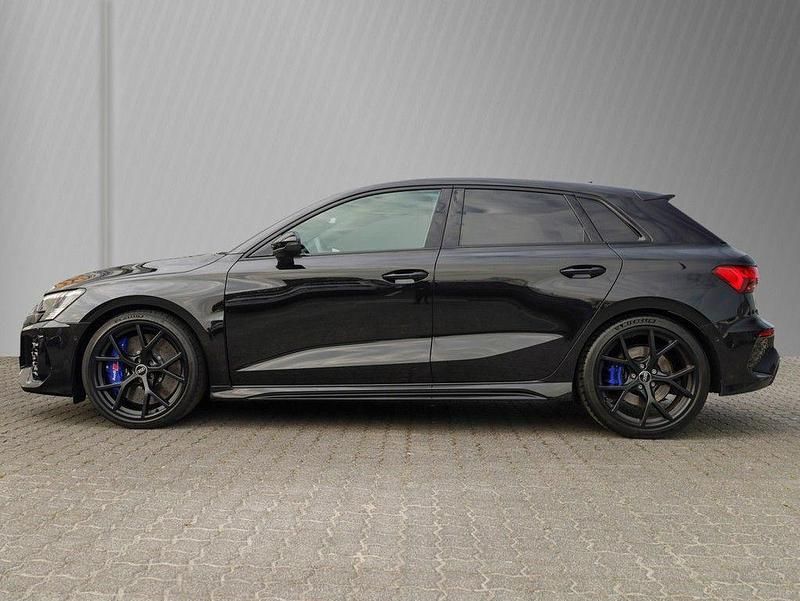 Gebraucht Audi RS3 Sport 400 PS (294 kW) 2023 Schwarz Limousine