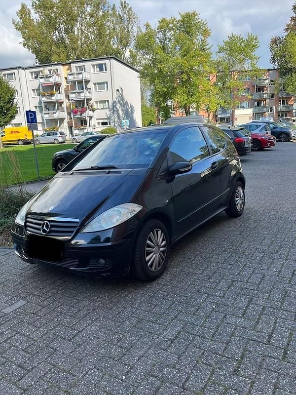 Schwarz Gebraucht 2005 Mercedes A170 Kleinwagen | 1.600 € (Guter Preis) - Bild 1/4