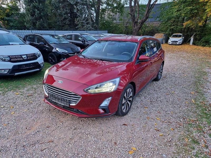 Rot Gebraucht 2019 Ford Focus Kombi | 14.999 € (Fairer Preis) - Bild 1/4