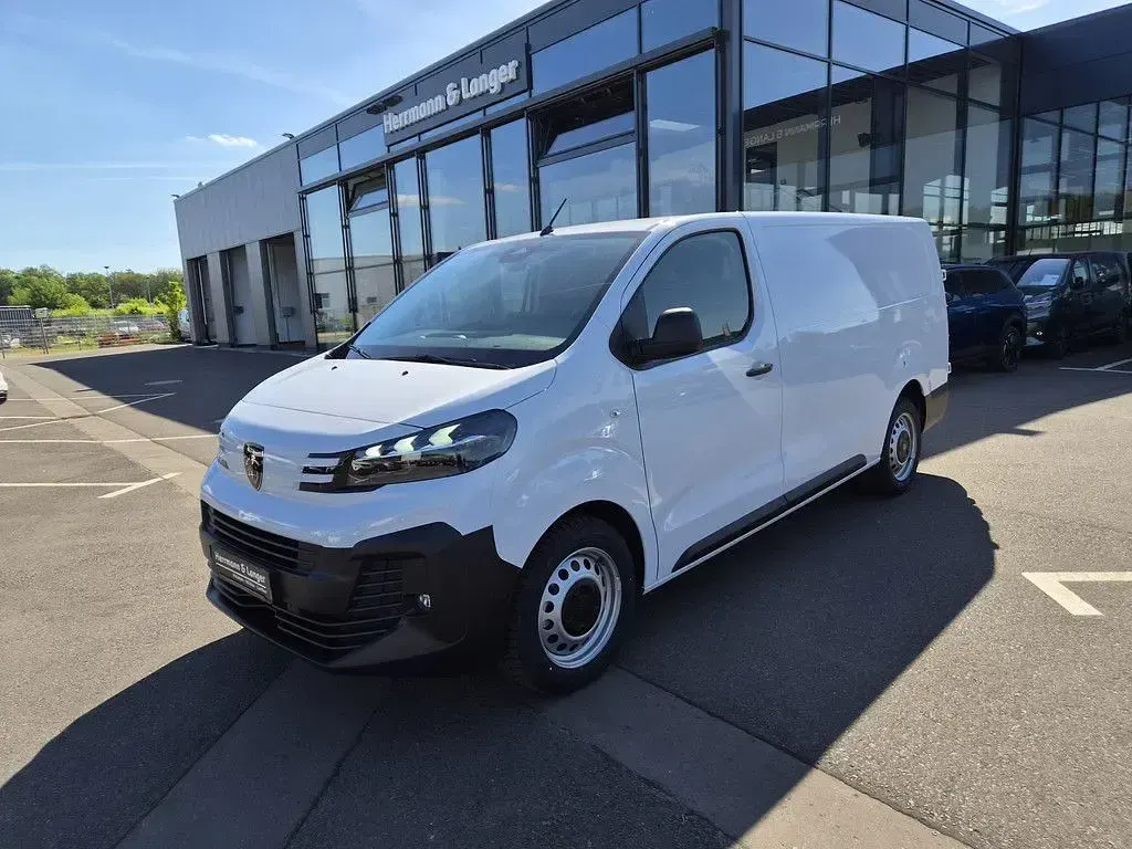 Gebraucht Peugeot Expert 150 PS (110 kW) 2026 Weiß Van