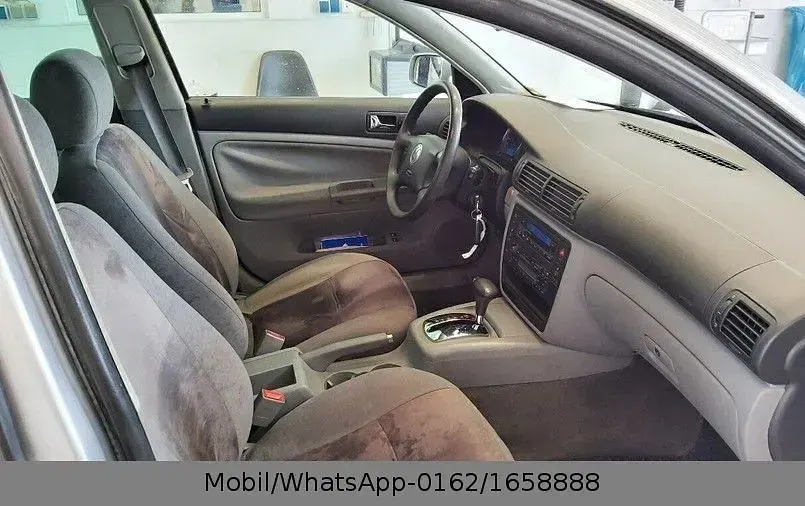 Usata VW Passat Highline 116 CV (85 kW) 2003 Argento Berlina