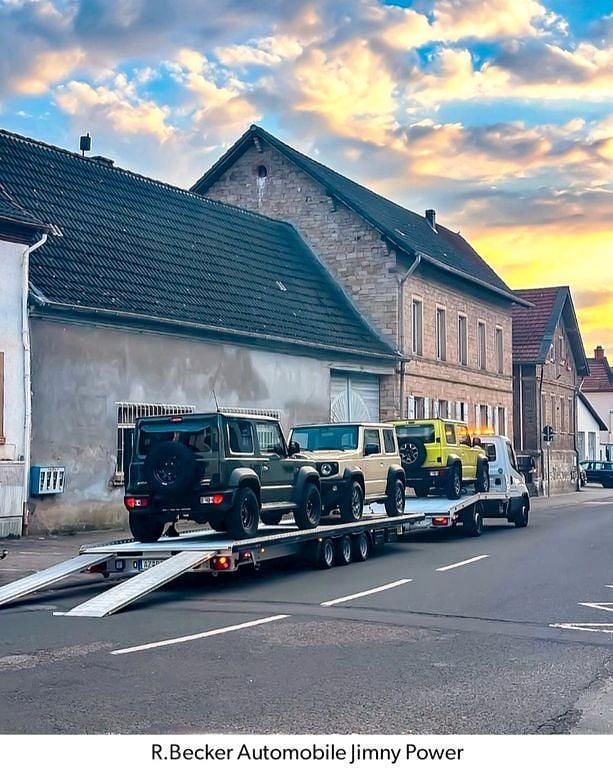 Second-hand Suzuki Jimny Style 84 CP (61 kW) 2018 Gri SUV