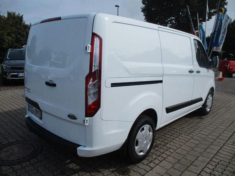 Gebraucht Ford Transit Custom Trend 131 PS (96 kW) 2023 Frost weiß Van