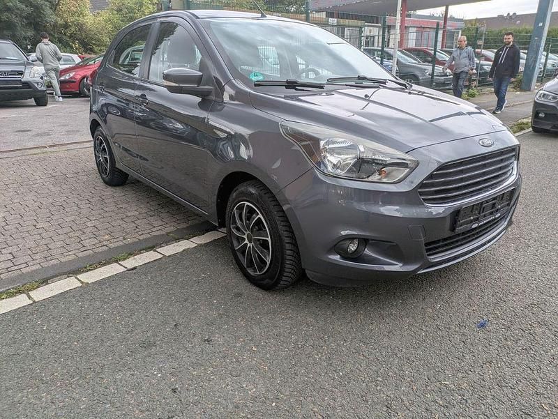 Grau Gebraucht 2017 Ford Ka Plus Basis Kleinwagen | 6.499 € (Guter Preis) - Bild 1/4