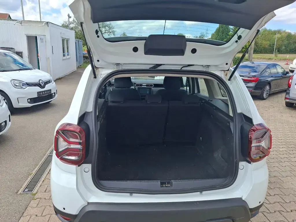 Gebraucht Dacia Duster Expression 131 PS (96 kW) 2023 Weiß SUV