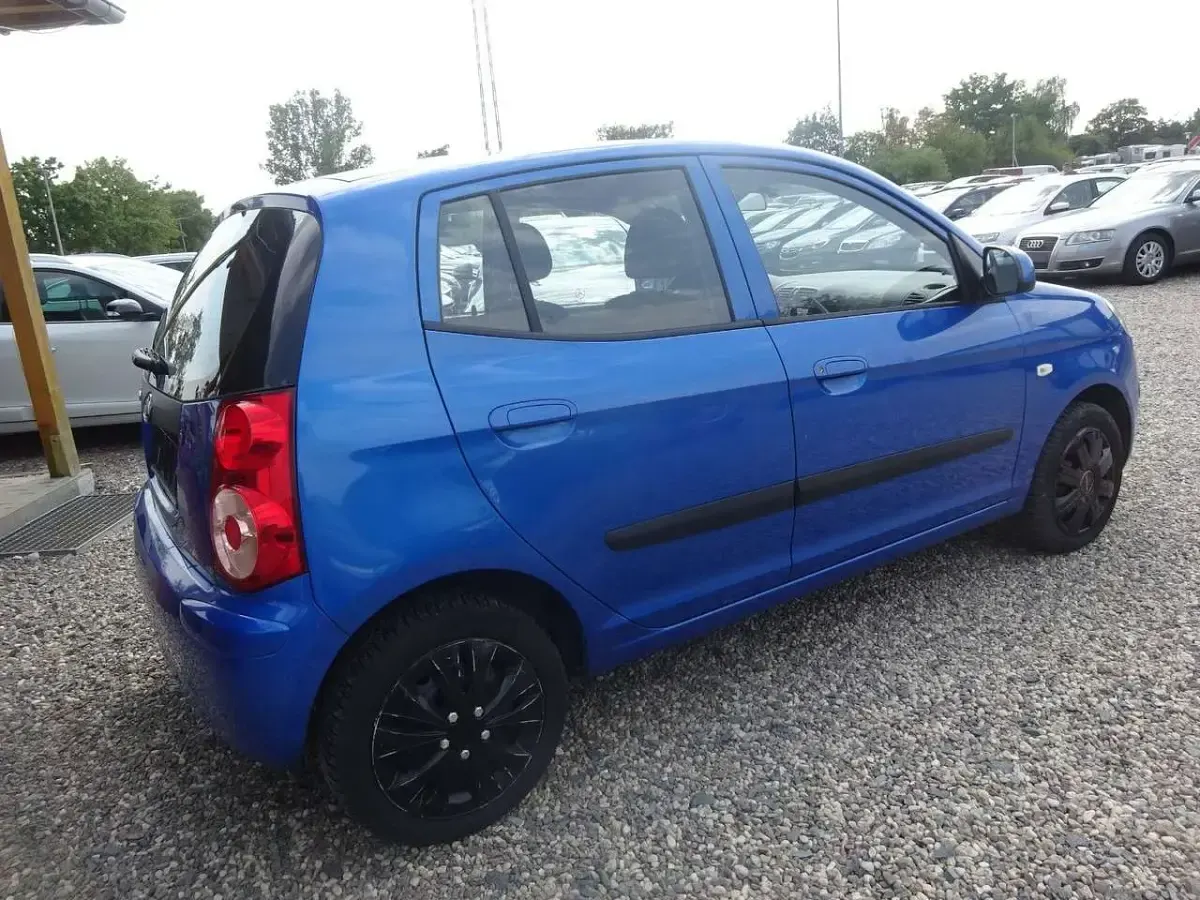 Gebraucht Kia Picanto Attract 65 PS (47 kW) 2009 Cool blue Kleinwagen