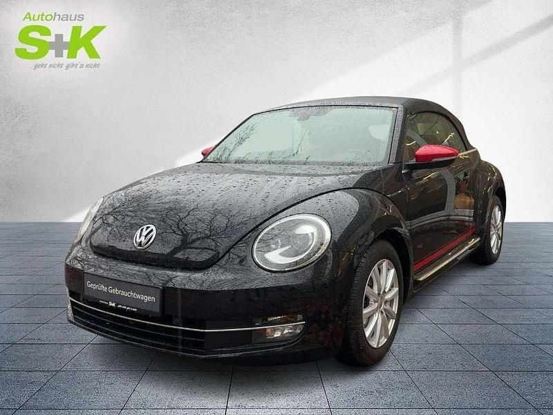 Deep black perleffekt (schwarz) Gebraucht 2015 VW Beetle CLUB Cabrio | 17.980 € (Fairer Preis) - Bild 1/4