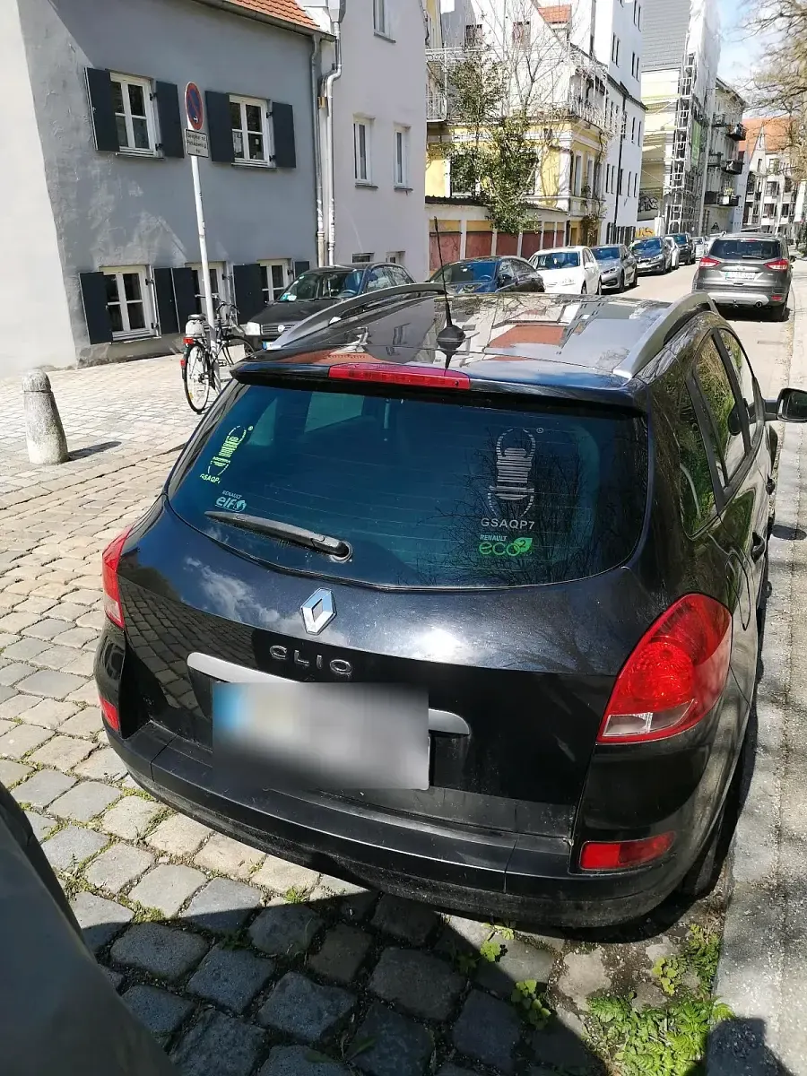 Gebraucht Renault Clio 75 PS (55 kW) 2011 Schwarz Kombi