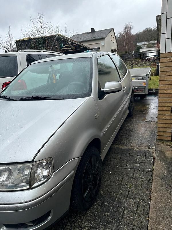 Gebraucht VW Polo 75 PS (55 kW) 2000 Silber Kleinwagen