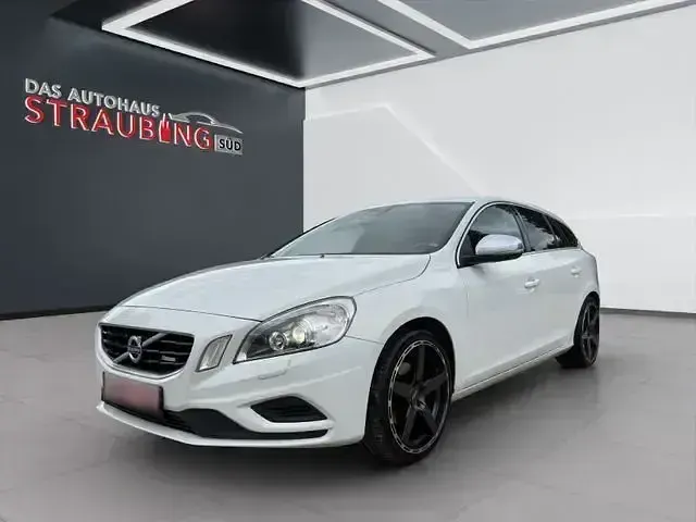 Gebraucht Volvo V60 R-Design 196 PS (144 kW) 2011 Weiß Kombi
