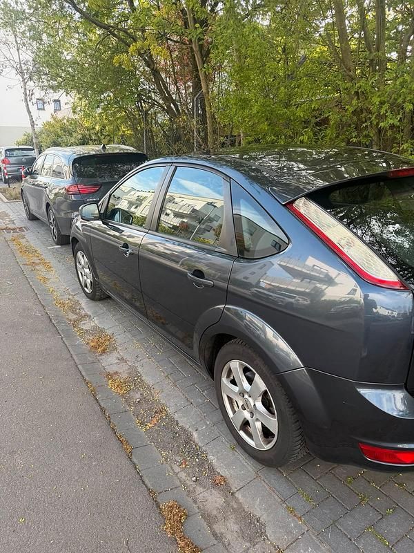 Gebraucht Ford Focus 136 PS (100 kW) 2009 Blau Limousine