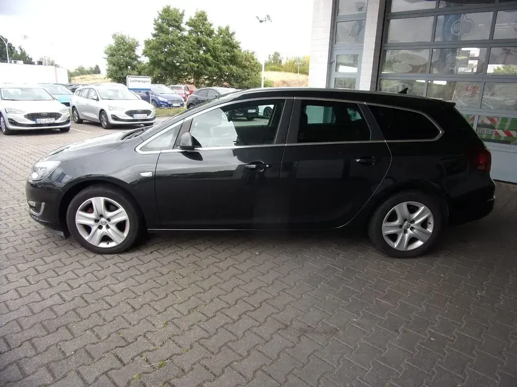 Gebraucht Opel Astra Exklusiv 136 PS (100 kW) 2015 Schwarz Kombi