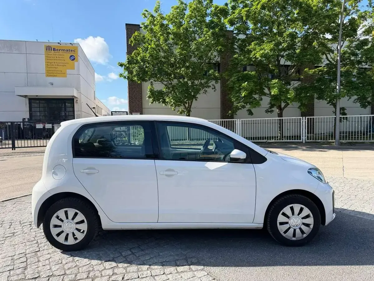 Gebraucht VW up! move up! 75 PS (55 kW) 2019 Weiß Kleinwagen