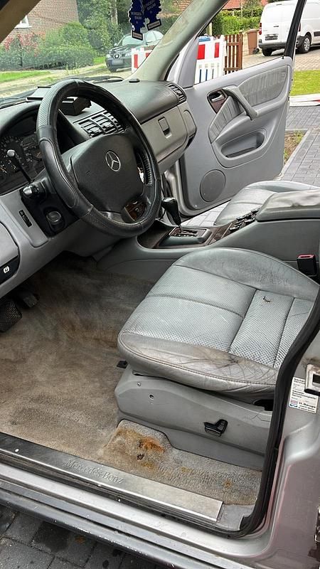 Gebraucht Mercedes ML270 170 PS (125 kW) 2000 Silber SUV