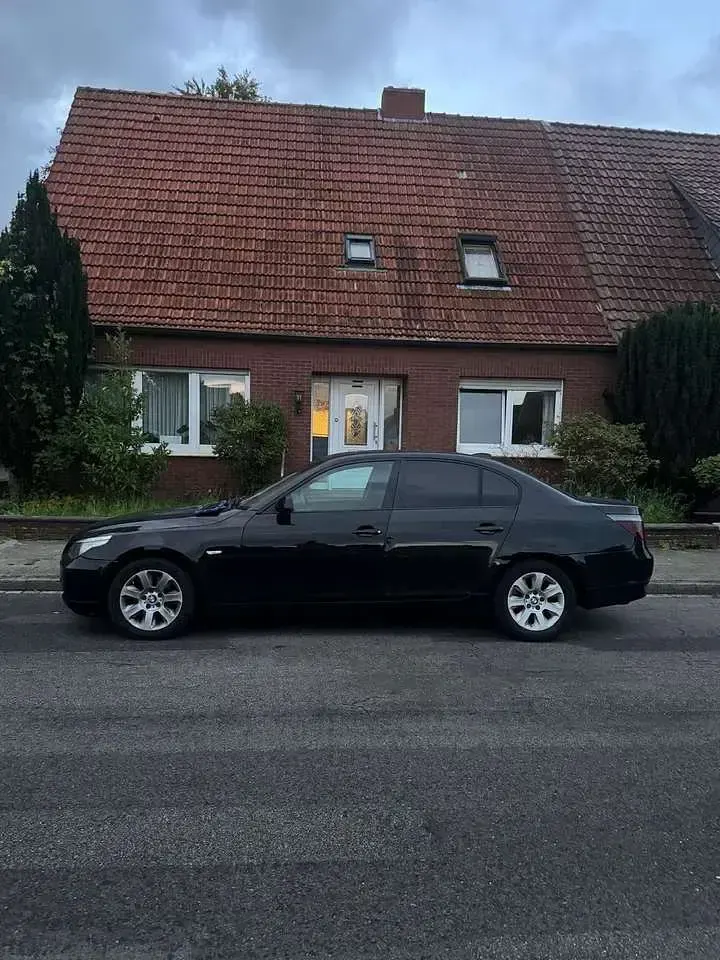 Gebraucht BMW 525 177 PS (130 kW) 2007 Limousine