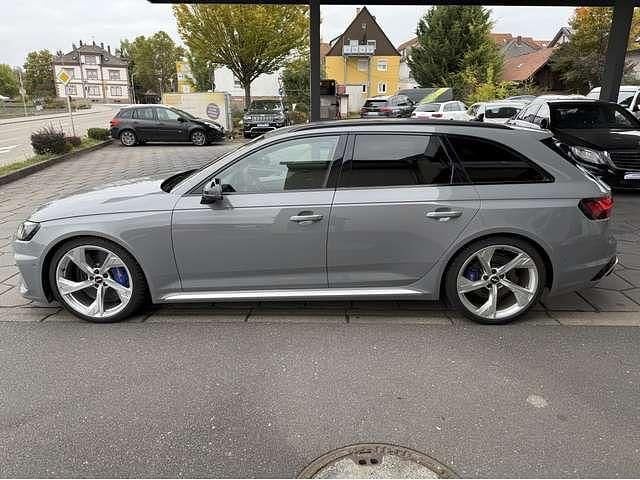 Gebraucht Audi RS4 Competition 450 PS (330 kW) 2021 Nardograu Kombi