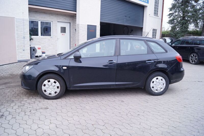 Gebraucht Seat Ibiza Reference 75 PS (55 kW) 2012 Schwarz Limousine