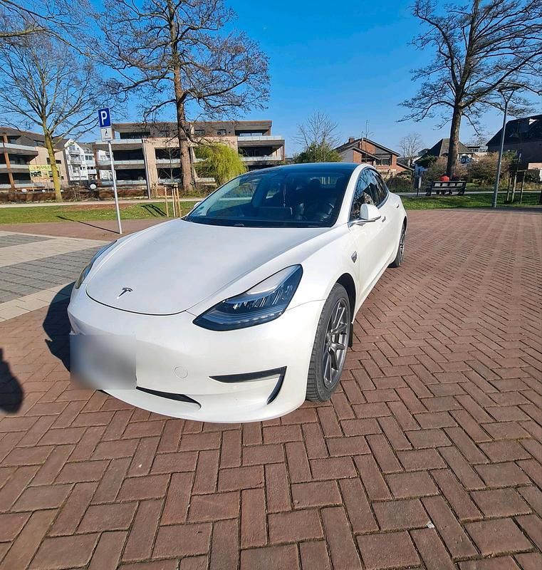Gebraucht Tesla Model 3 355 kW (483 PS) 2020 Weiß Limousine