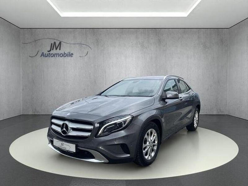 Gebraucht Mercedes GLA220 170 PS (125 kW) 2013 Grau SUV