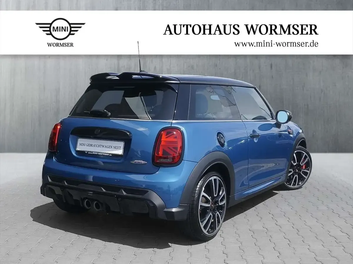 Gebraucht Mini John Cooper Works Hatch 231 PS (169 kW) 2023 Island blue Kleinwagen