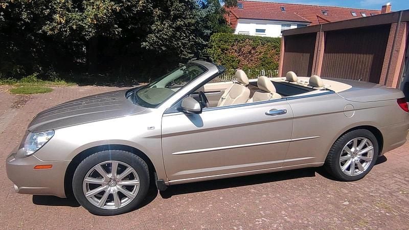 Gebraucht Chrysler Sebring Cabriolet 186 PS (136 kW) 2008 Gold Cabrio
