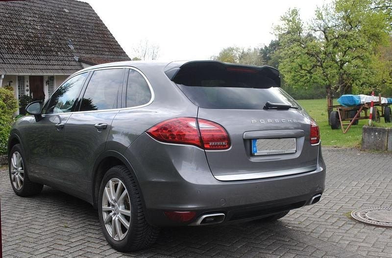 Usado Porsche Cayenne 245 HP (180 kW) 2012 Cinzento SUV