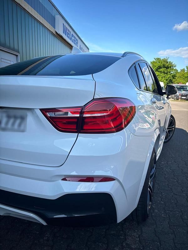 Gebraucht BMW X4 Performance 313 PS (230 kW) 2015 Weiß SUV
