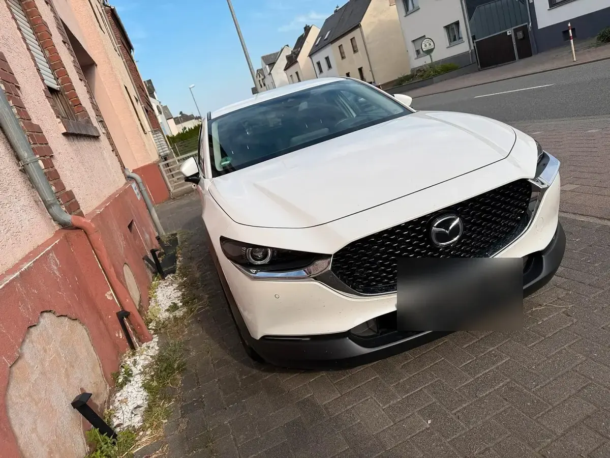 Gebraucht Mazda CX-30 122 PS (89 kW) 2020 Weiß SUV